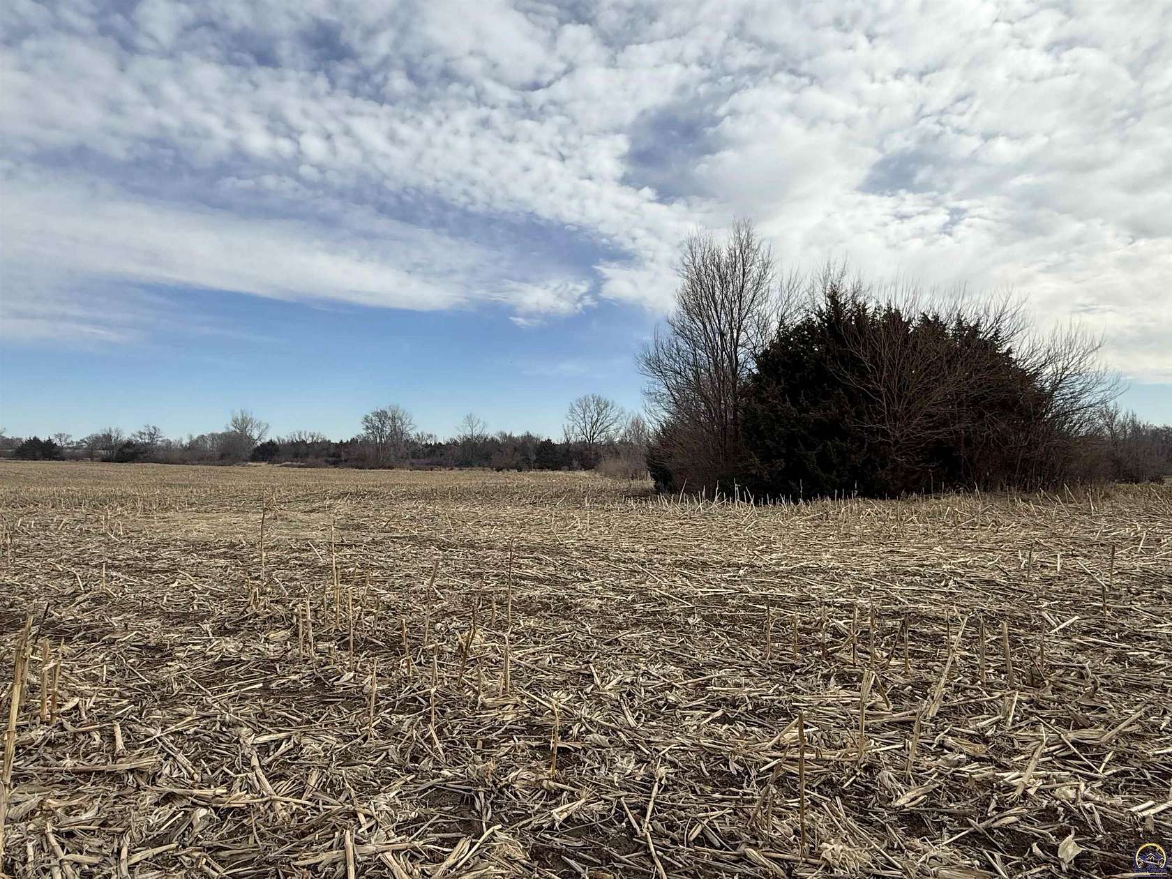 20.5 Acres of Land for Sale in Meriden, Kansas