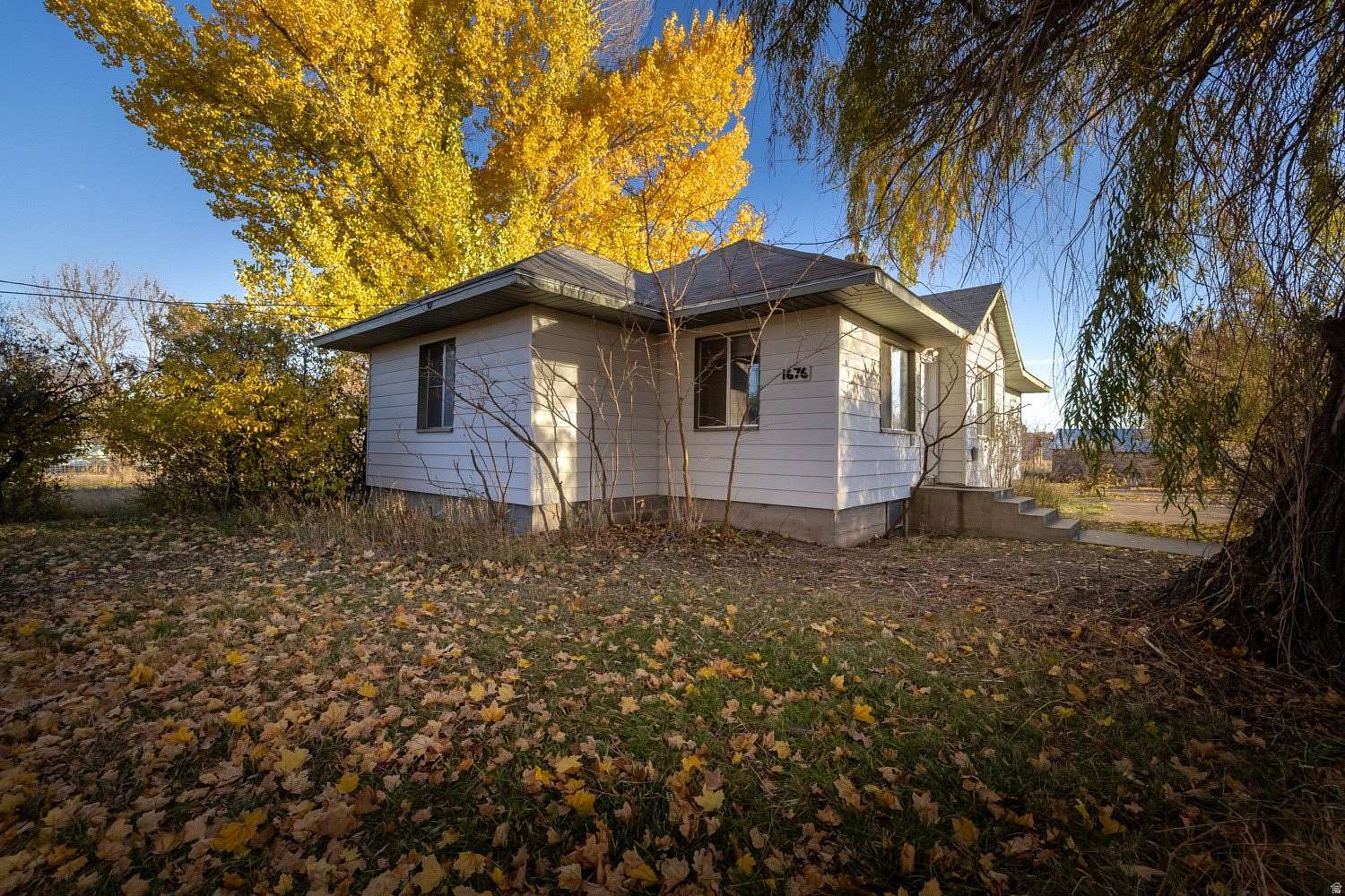 1.53 Acres of Residential Land with Home for Sale in Vernal, Utah