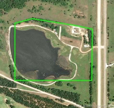 30.2 Acres of Land with Home for Sale in Ardmore, Oklahoma