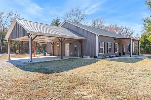 7.19 Acres of Residential Land with Home for Sale in Canton, Texas