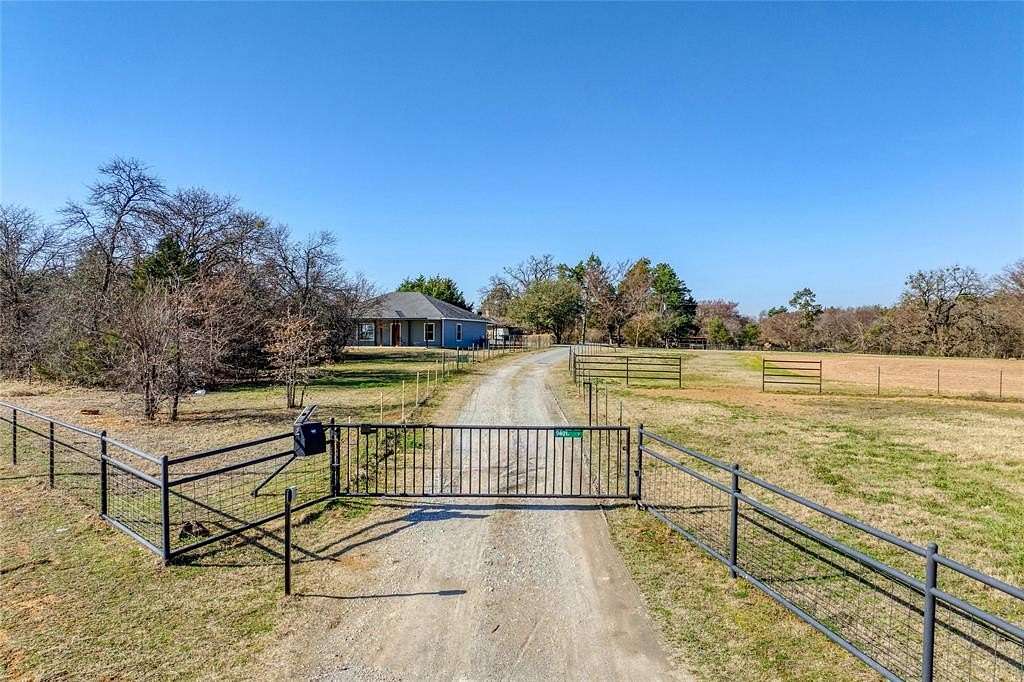 1.57 Acres of Land with Home for Sale in Gainesville, Texas