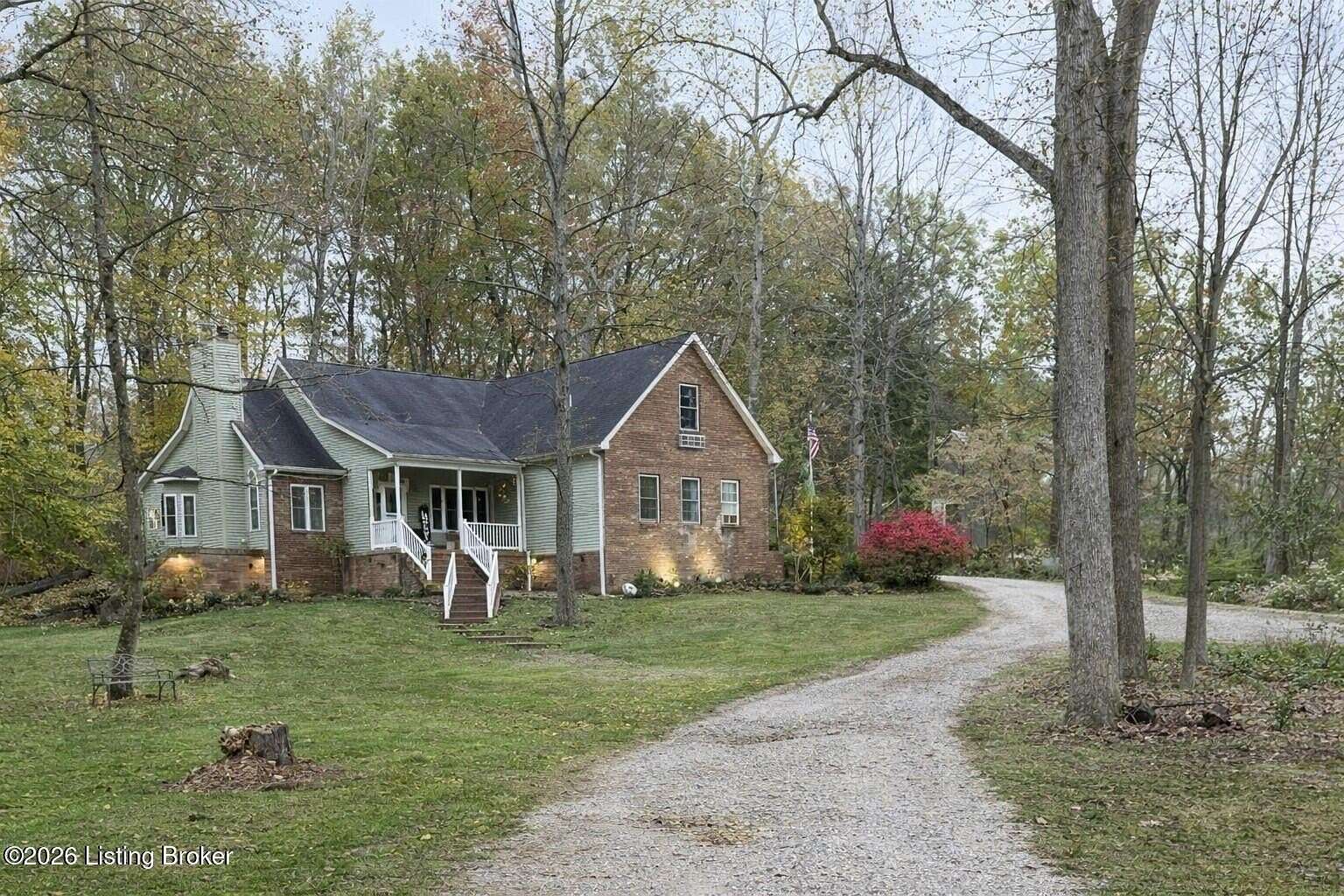 1.58 Acres of Land with Home for Sale in Elizabethtown, Kentucky