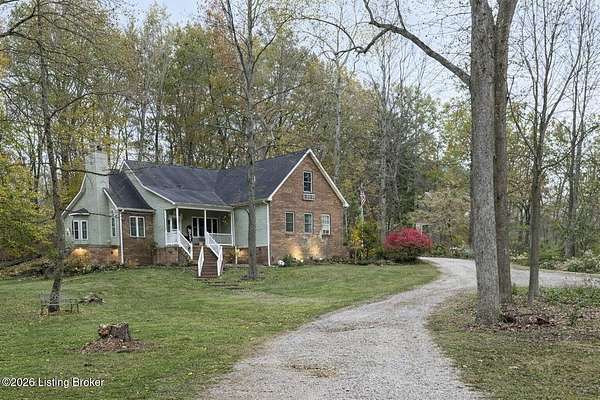 1.58 Acres of Land with Home for Sale in Elizabethtown, Kentucky