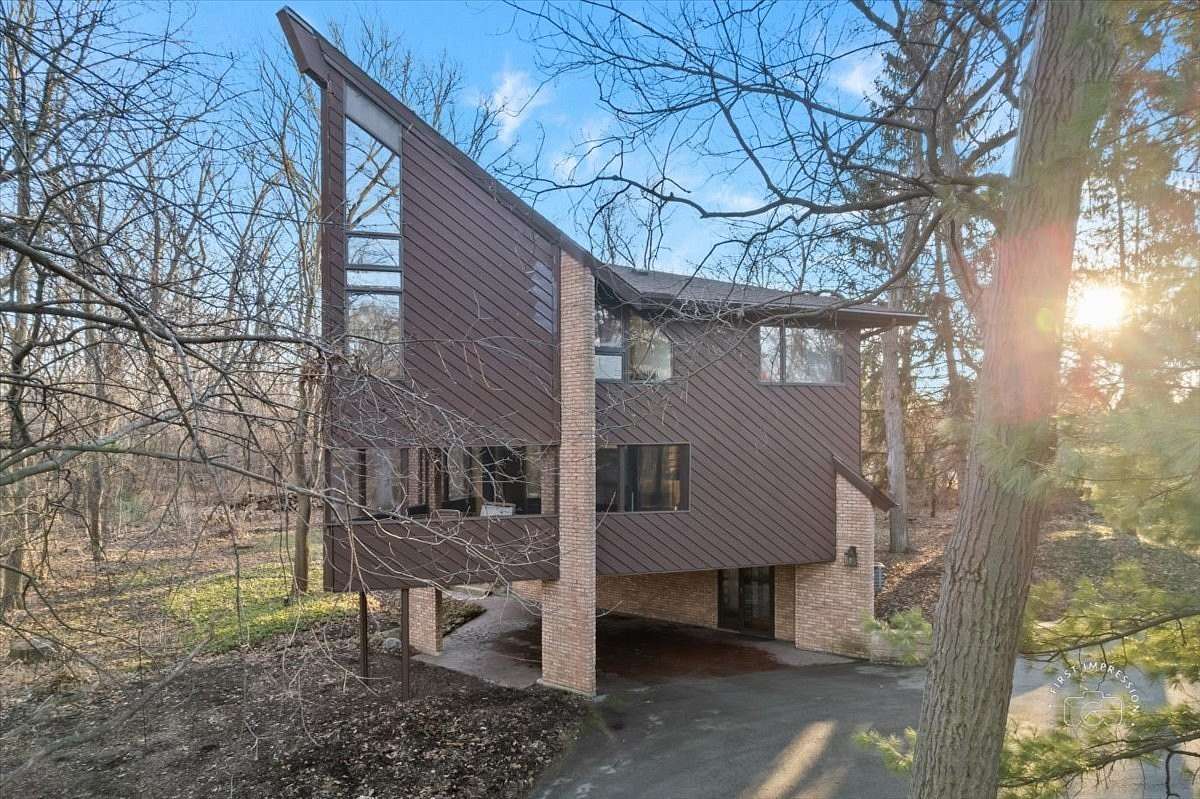 1.6 Acres of Residential Land with Home for Sale in West Chicago, Illinois