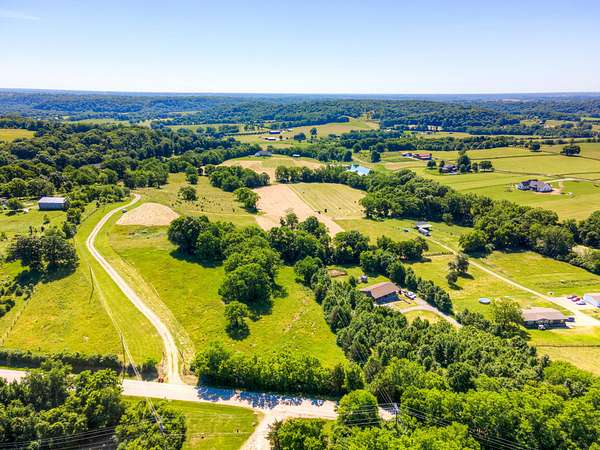 12.6 Acres of Recreational & Residential Land for Sale in Frankfort, Kentucky