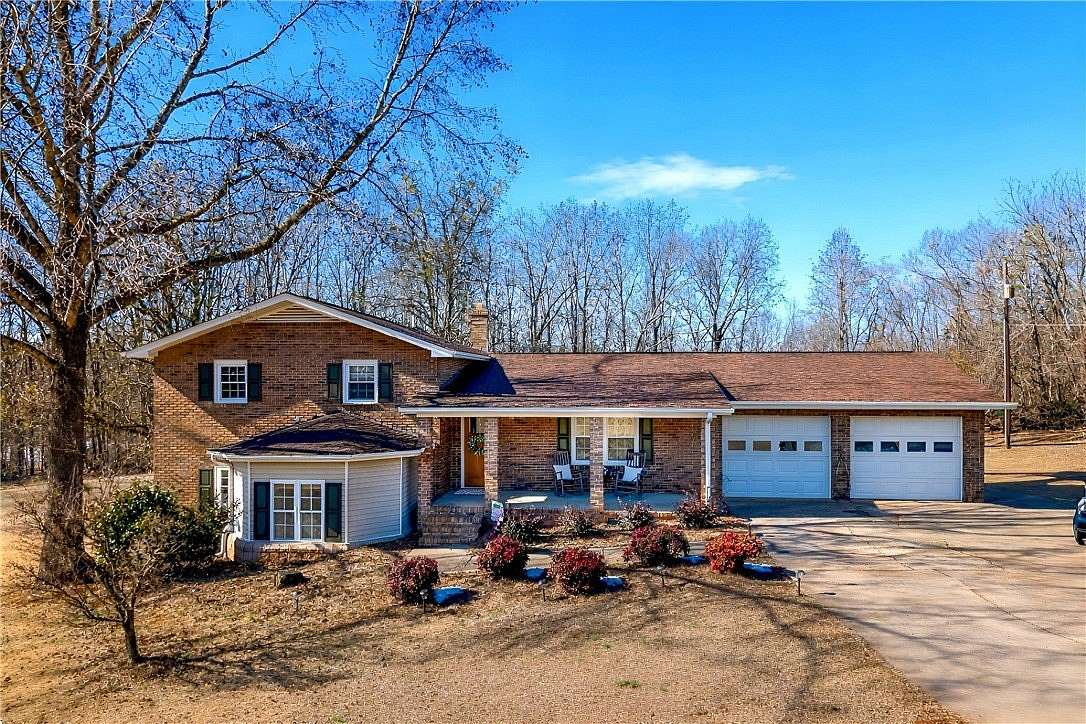 3.48 Acres of Residential Land with Home for Sale in Anderson, South Carolina