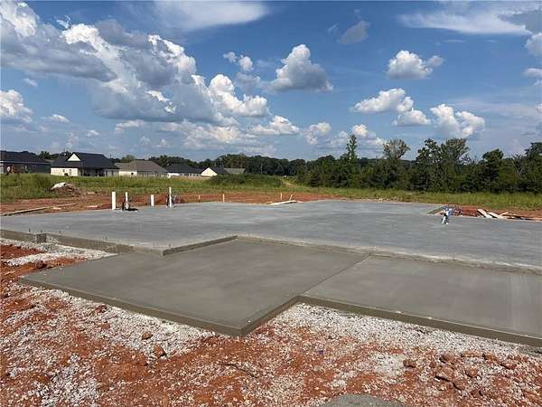 2.88 Acres of Land with Home for Sale in Valley, Alabama