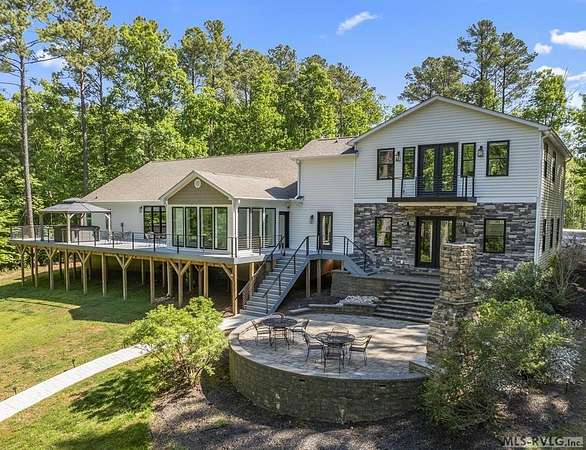 1.7 Acres of Land with Home for Sale in Littleton, North Carolina
