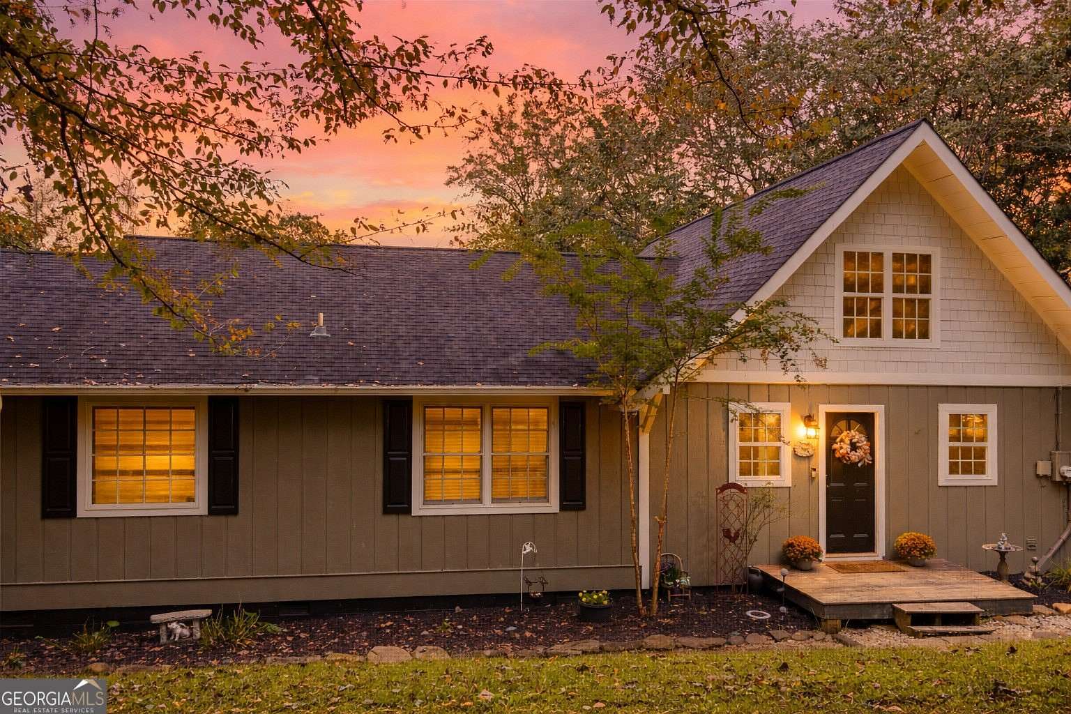 2.16 Acres of Residential Land with Home for Sale in Cleveland, Georgia