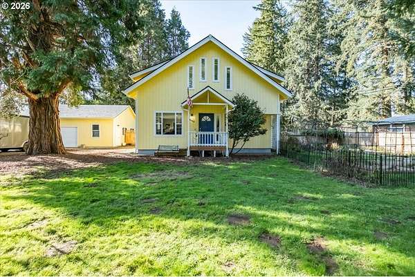 1.69 Acres of Residential Land with Home for Sale in Sweet Home, Oregon
