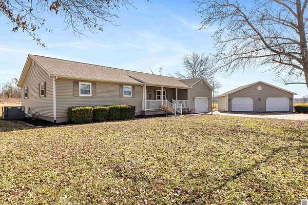 4.16 Acres of Residential Land with Home for Sale in Wingo, Kentucky