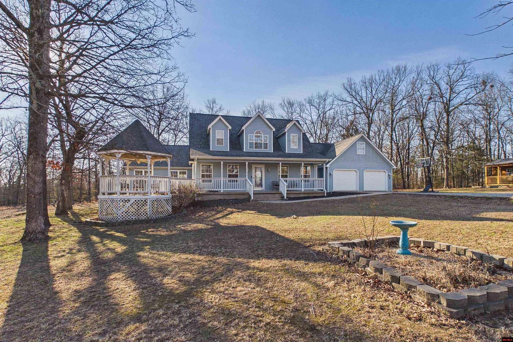 10 Acres of Residential Land with Home for Sale in Mountain Home, Arkansas