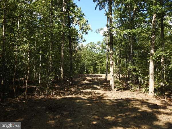 5.13 Acres of Land for Sale in Bumpass, Virginia