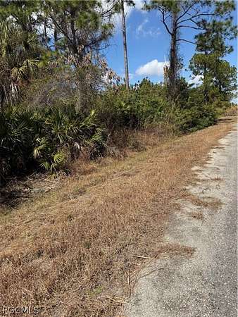 0.5 Acres of Land for Sale in Lehigh Acres, Florida