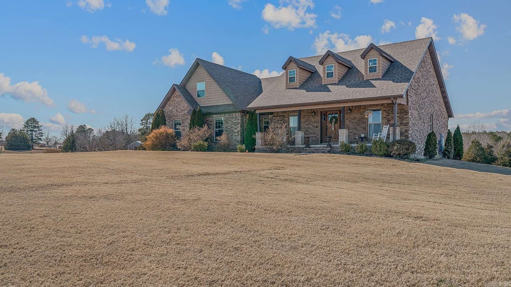 1.6 Acres of Residential Land with Home for Sale in Paragould, Arkansas