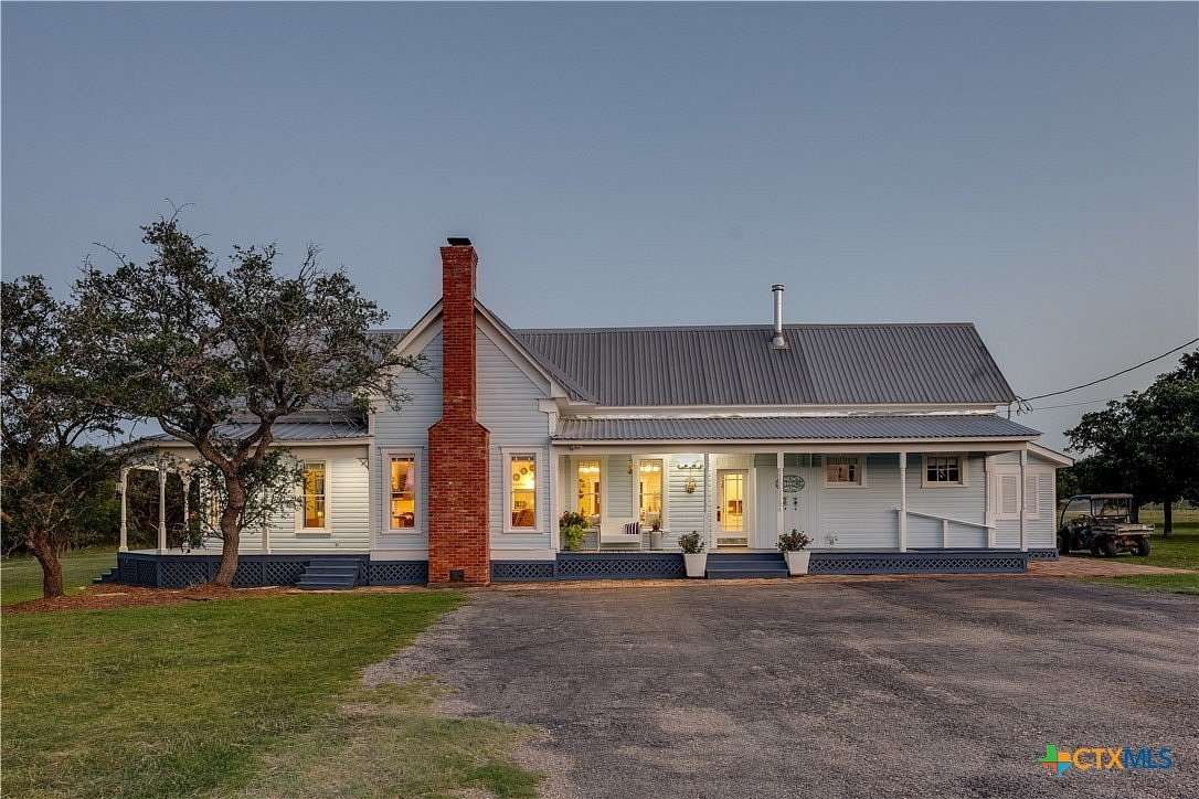 10 Acres of Land with Home for Sale in Salado, Texas