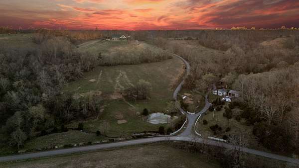 187 Acres of Agricultural & Residential Land for Sale in Shelbyville, Tennessee