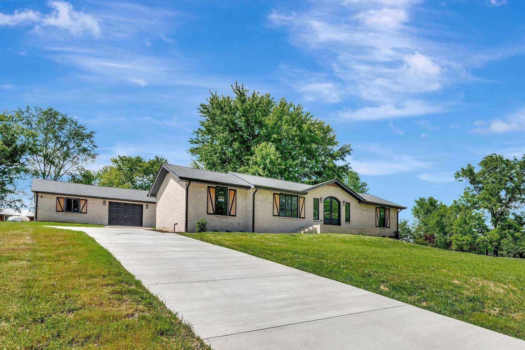 1.8 Acres of Residential Land with Home for Sale in Portland, Tennessee