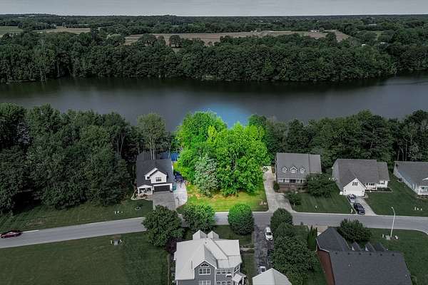 0.32 Acres of Residential Land for Sale in Winchester, Tennessee