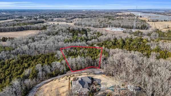 1.3 Acres of Residential Land for Sale in West Point, Mississippi