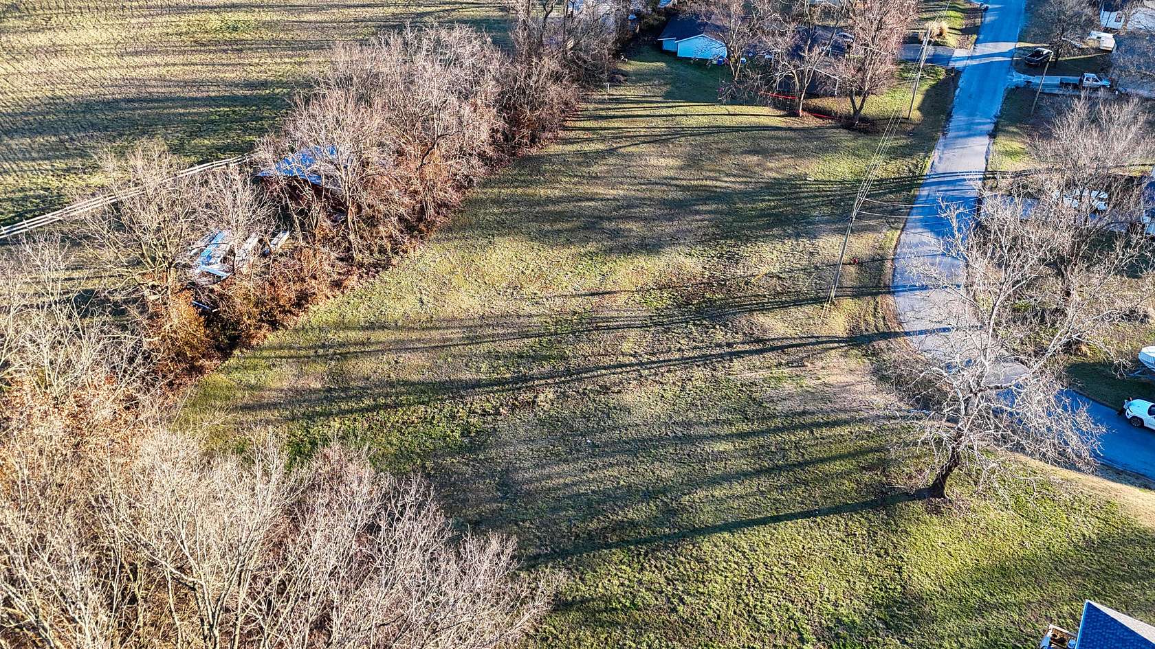 0.9 Acres of Residential Land for Sale in Cassville, Missouri