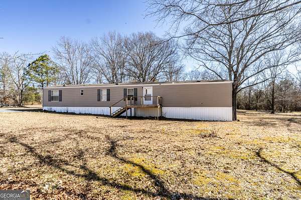4 Acres of Residential Land with Home for Sale in Rome, Georgia