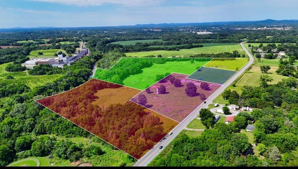 5 Acres of Land for Sale in Shelbyville, Tennessee