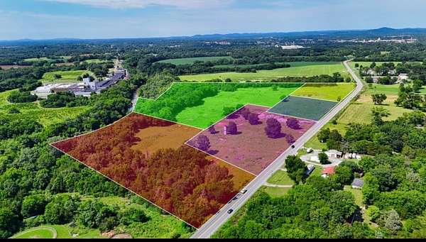 5 Acres of Land for Sale in Shelbyville, Tennessee