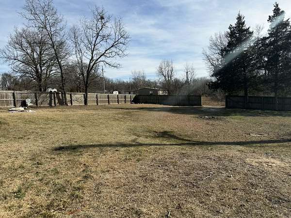 0.51 Acres of Residential Land for Sale in Neosho, Missouri
