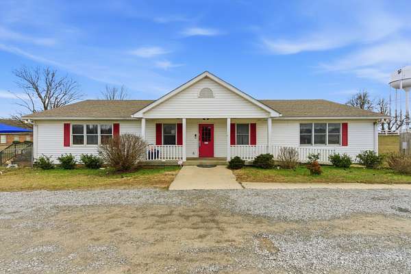 2 Acres of Improved Mixed-Use Land for Sale in Portland, Tennessee