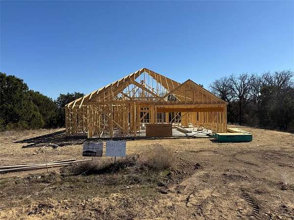 2 Acres of Residential Land with Home for Sale in Weatherford, Texas