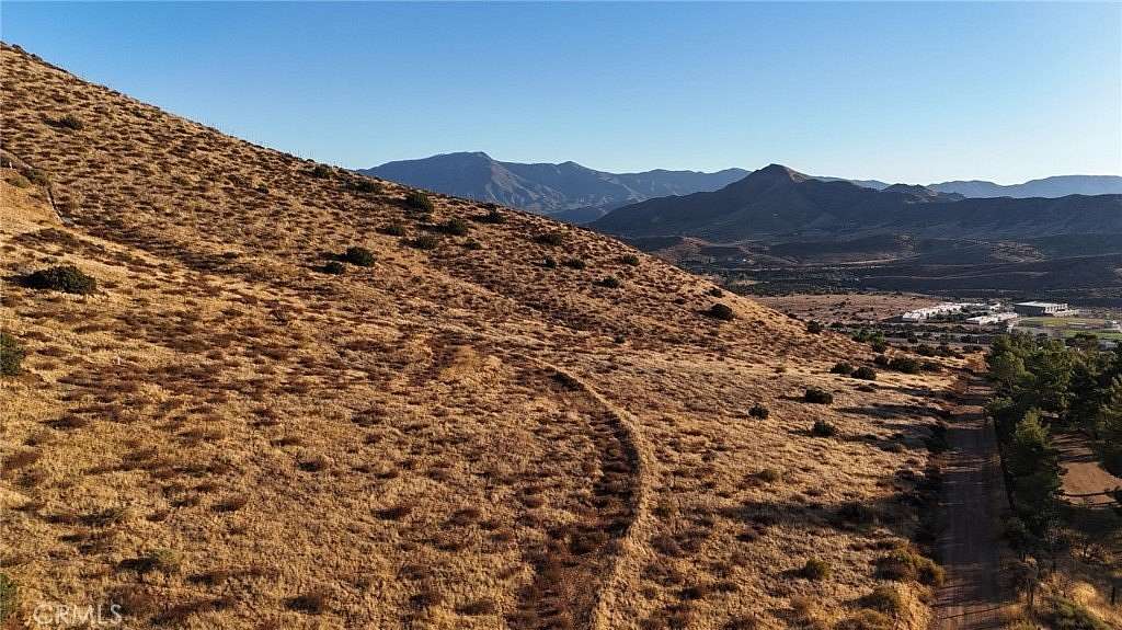 20 Acres of Land for Sale in Acton, California