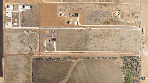 10 Acres of Land for Sale in Coupland, Texas