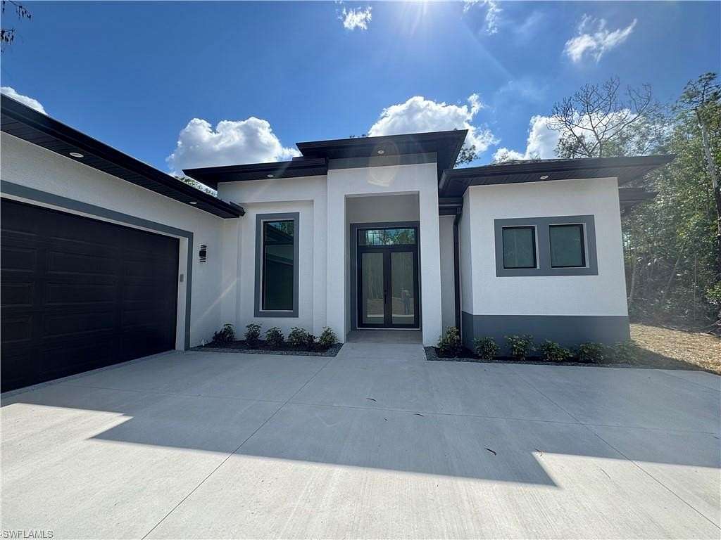 1.59 Acres of Residential Land with Home for Sale in Naples, Florida