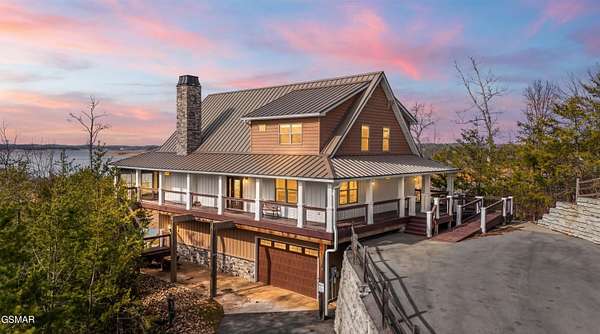 4.73 Acres of Residential Land with Home for Sale in Dandridge, Tennessee