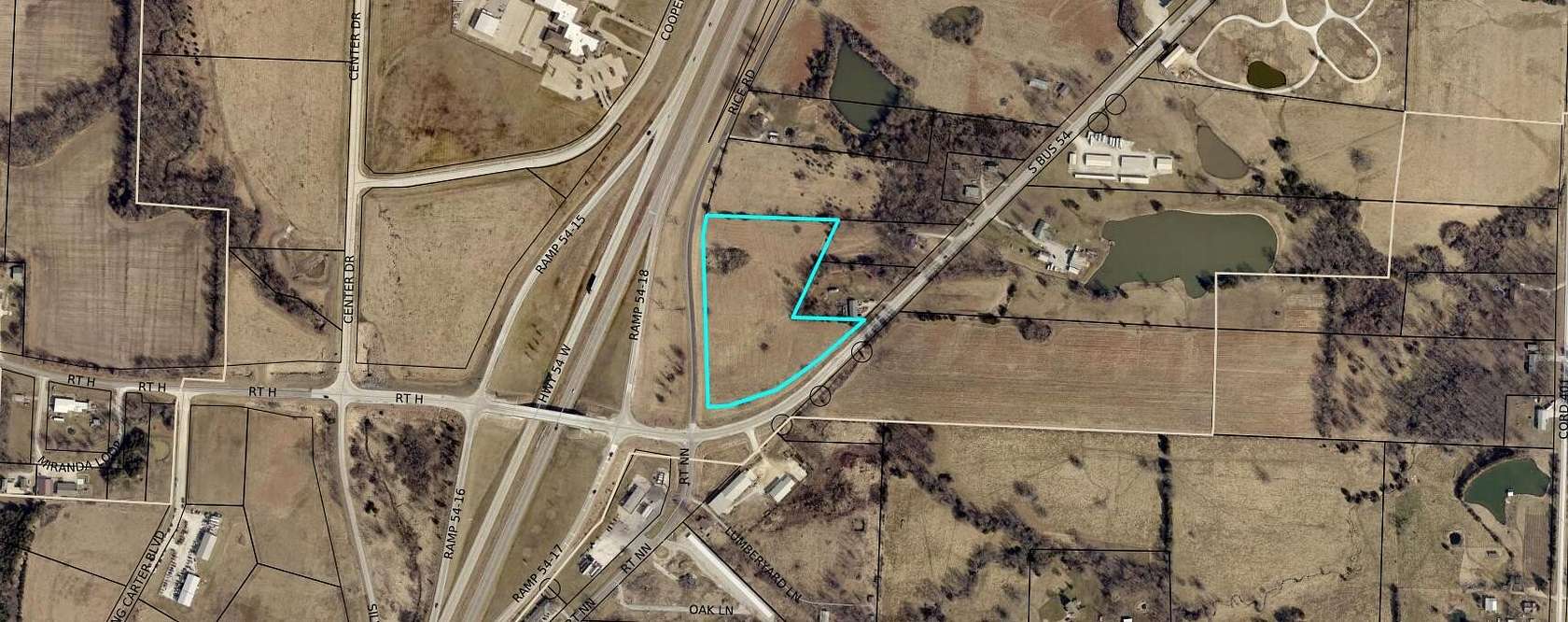 6.4 Acres of Mixed-Use Land for Sale in Fulton, Missouri