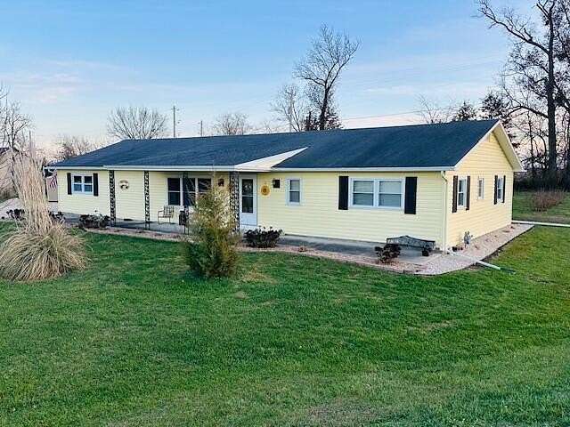 1.54 Acres of Residential Land with Home for Sale in Auxvasse, Missouri