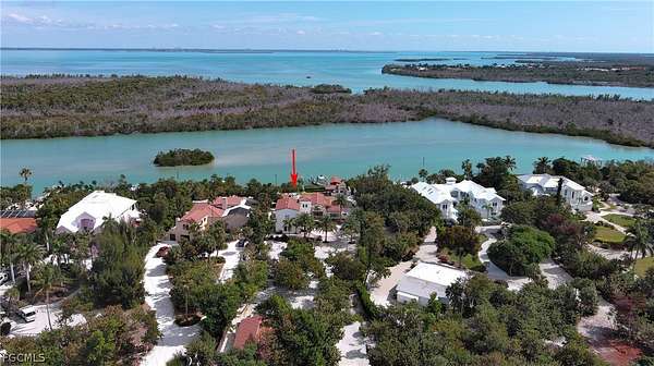 2.1 Acres of Residential Land with Home for Sale in Captiva, Florida