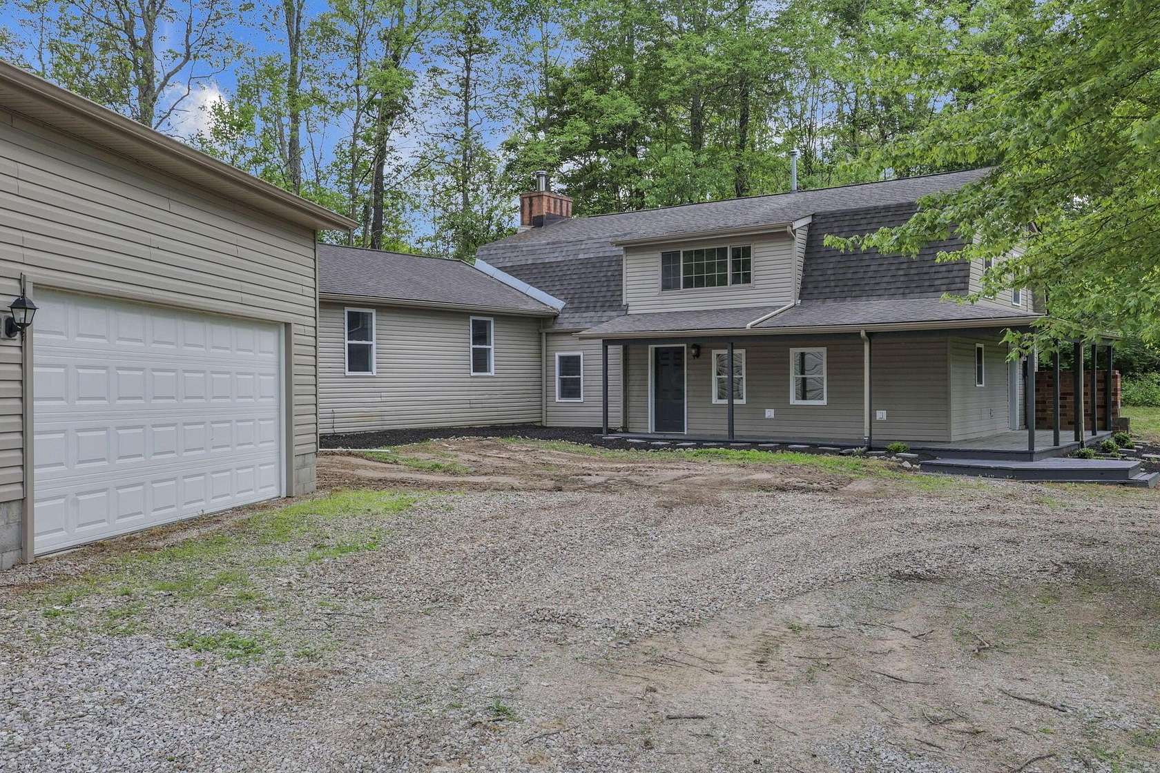 5.56 Acres of Land with Home for Sale in Nashport, Ohio
