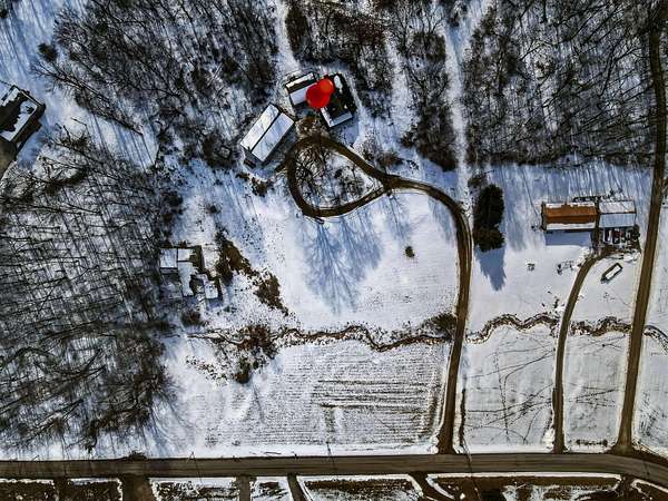 5.56 Acres of Residential Land with Home for Sale in Nashport, Ohio