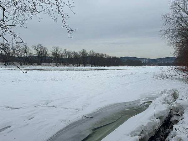 2 Acres of Residential Land for Sale in Endicott, New York