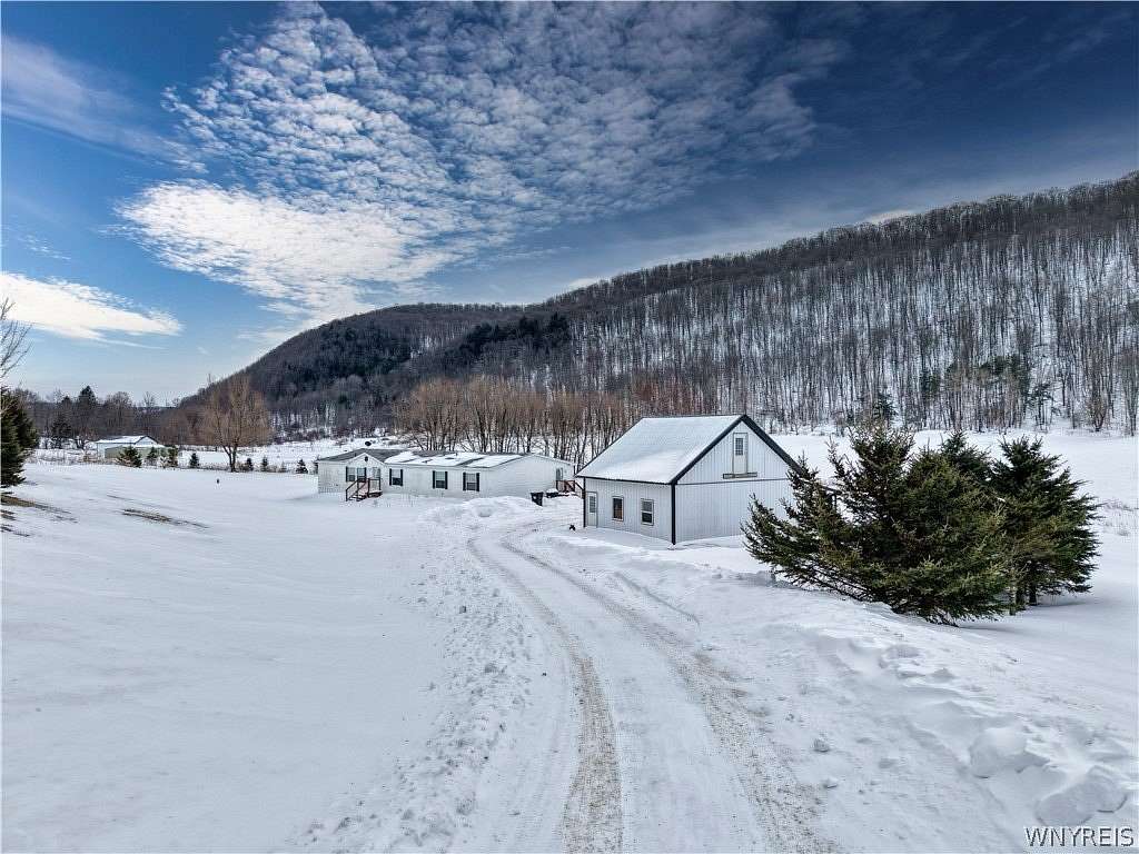 5 Acres of Residential Land with Home for Sale in Ellicottville, New York