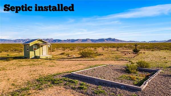 2.35 Acres of Residential Land for Sale in Golden Valley, Arizona