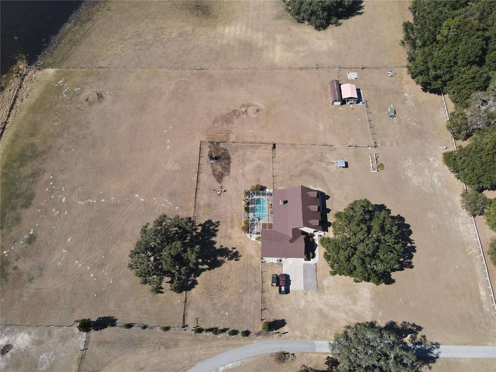 7 Acres of Residential Land with Home for Sale in Dade City, Florida