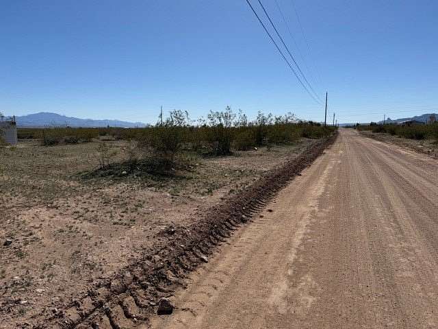 2.34 Acres of Residential Land for Sale in Golden Valley, Arizona