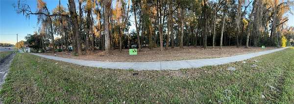 1.2 Acres of Commercial Land for Sale in Dade City, Florida