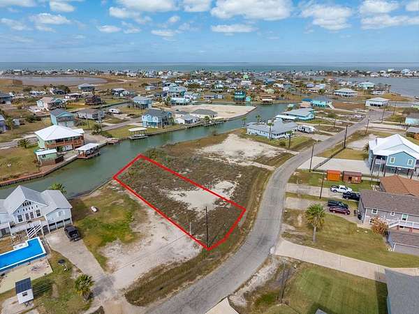 0.48 Acres of Residential Land for Sale in Rockport, Texas
