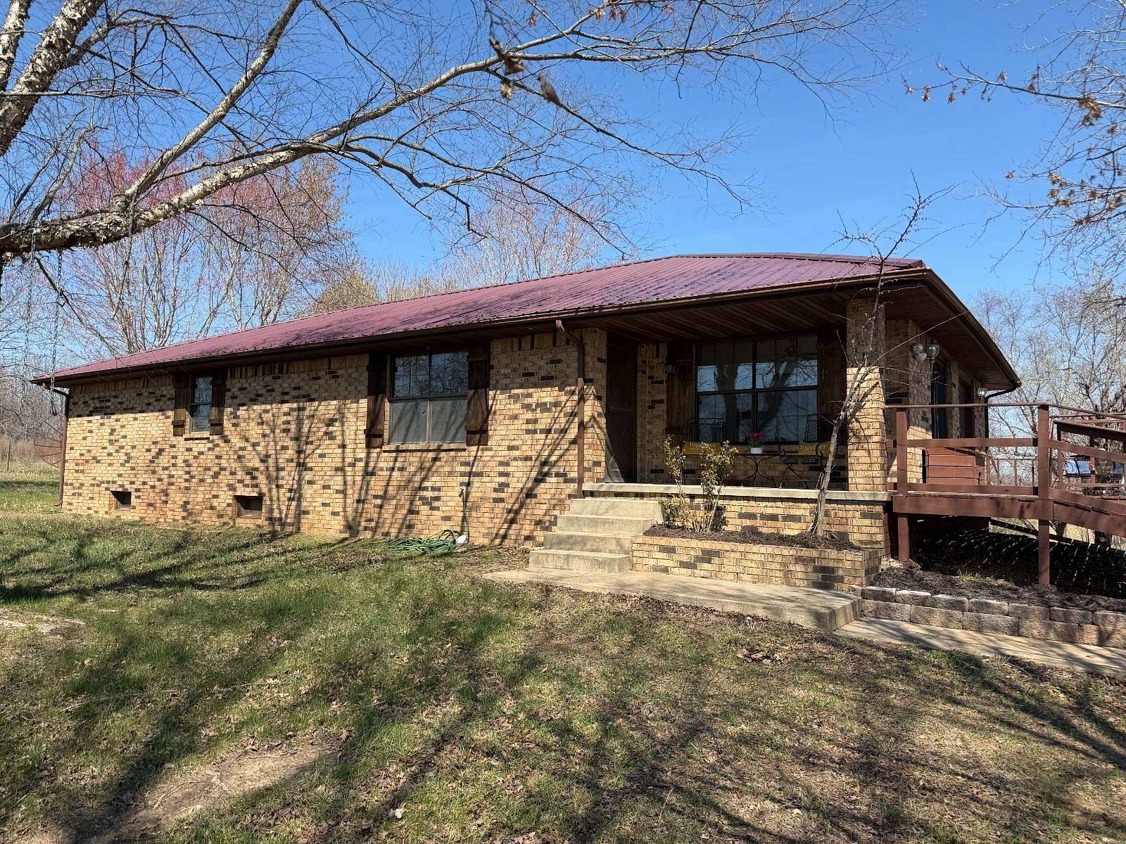 5.28 Acres of Land with Home for Sale in Viola, Arkansas