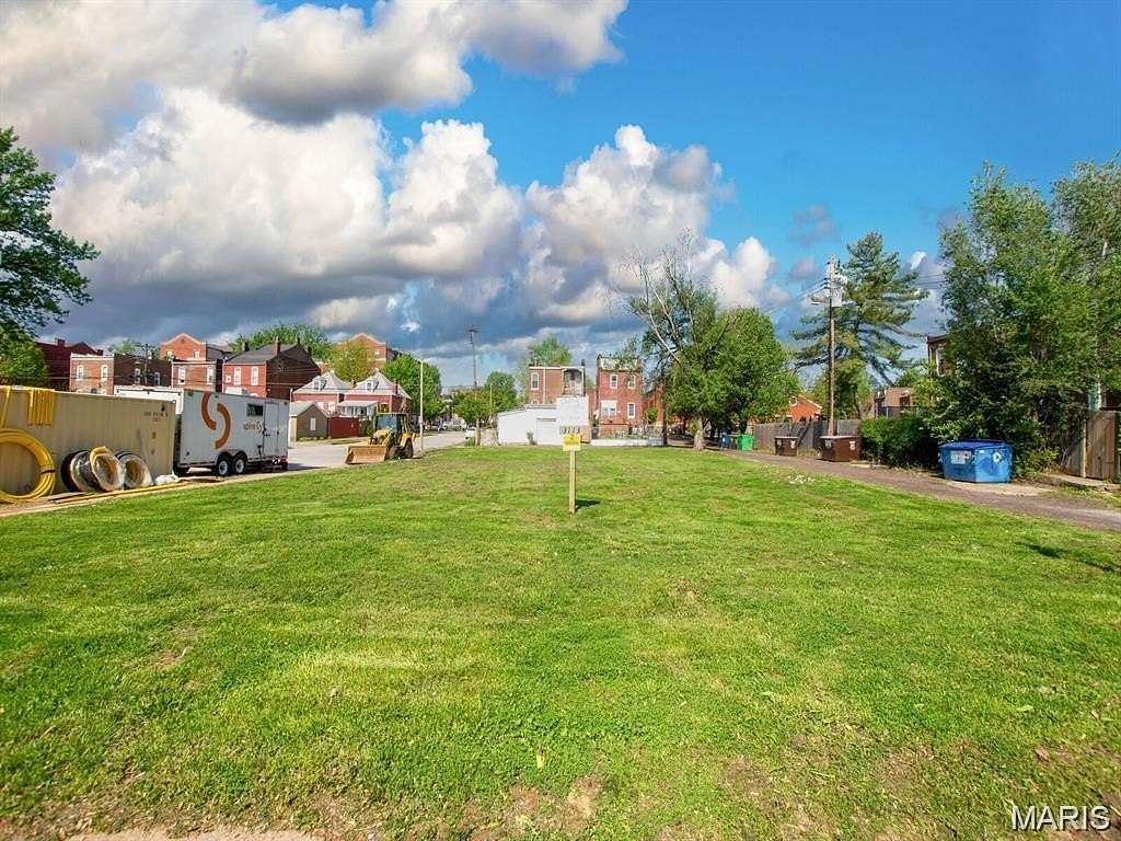 0.17 Acres of Residential Land for Sale in St. Louis, Missouri