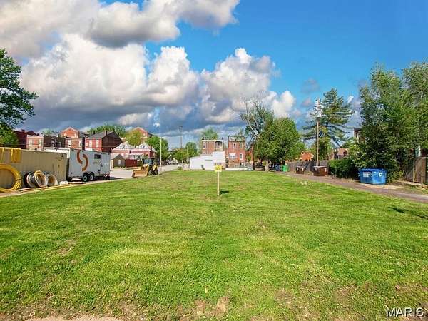 0.17 Acres of Residential Land for Sale in St. Louis, Missouri